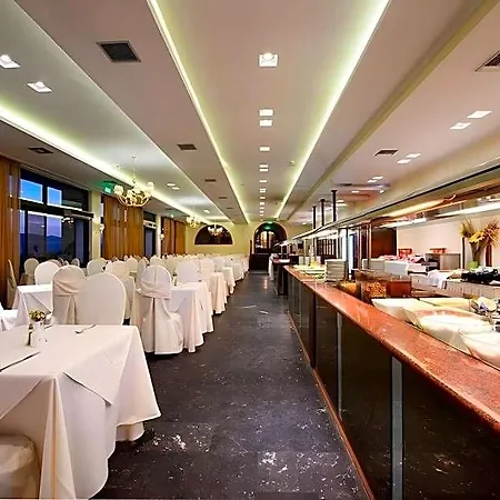 Tina Hotel 2*