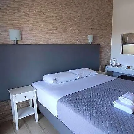 Tina Hotel